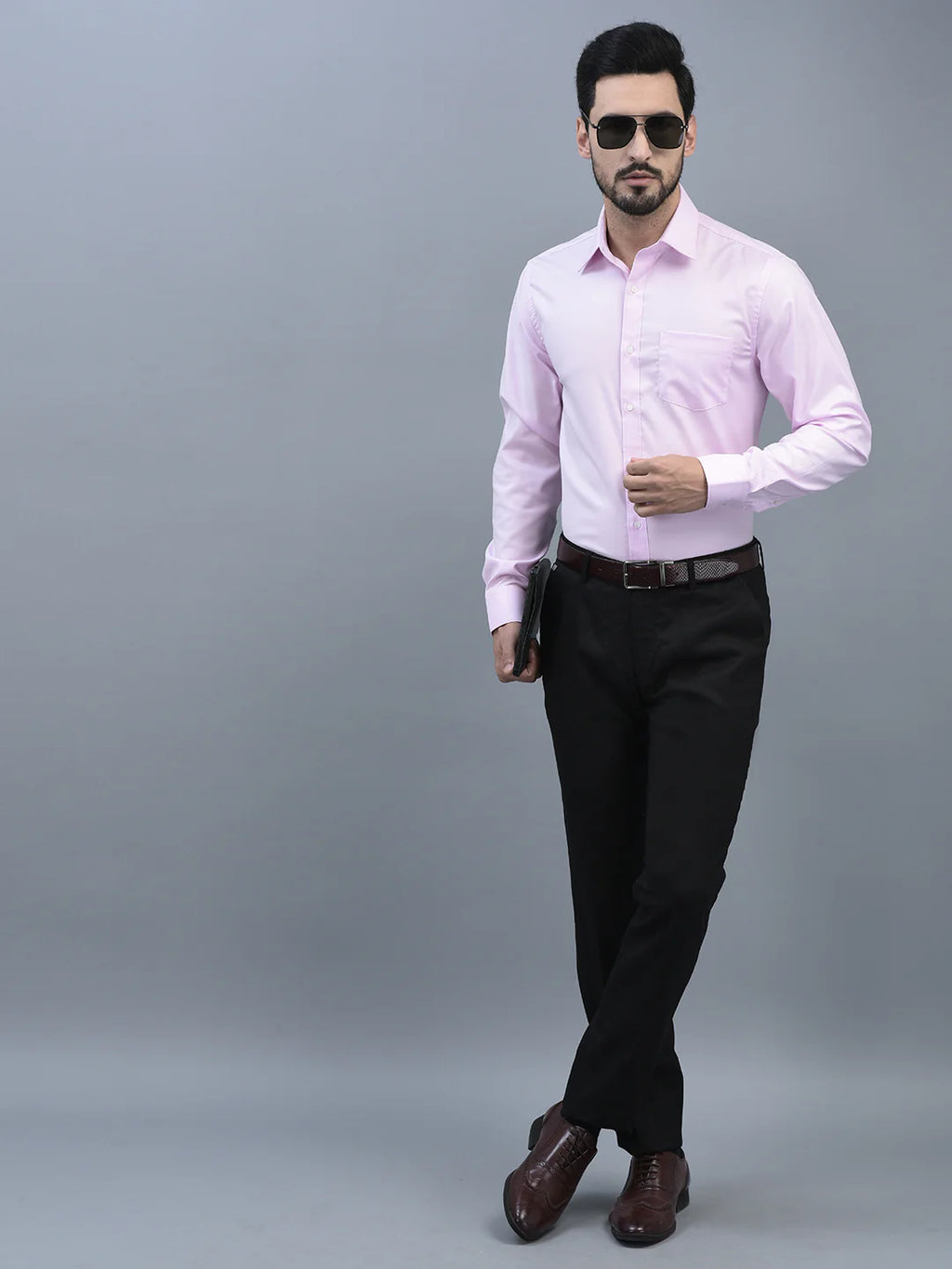 Men Regular Length Solid Pattern Button Closure Formal Trouser