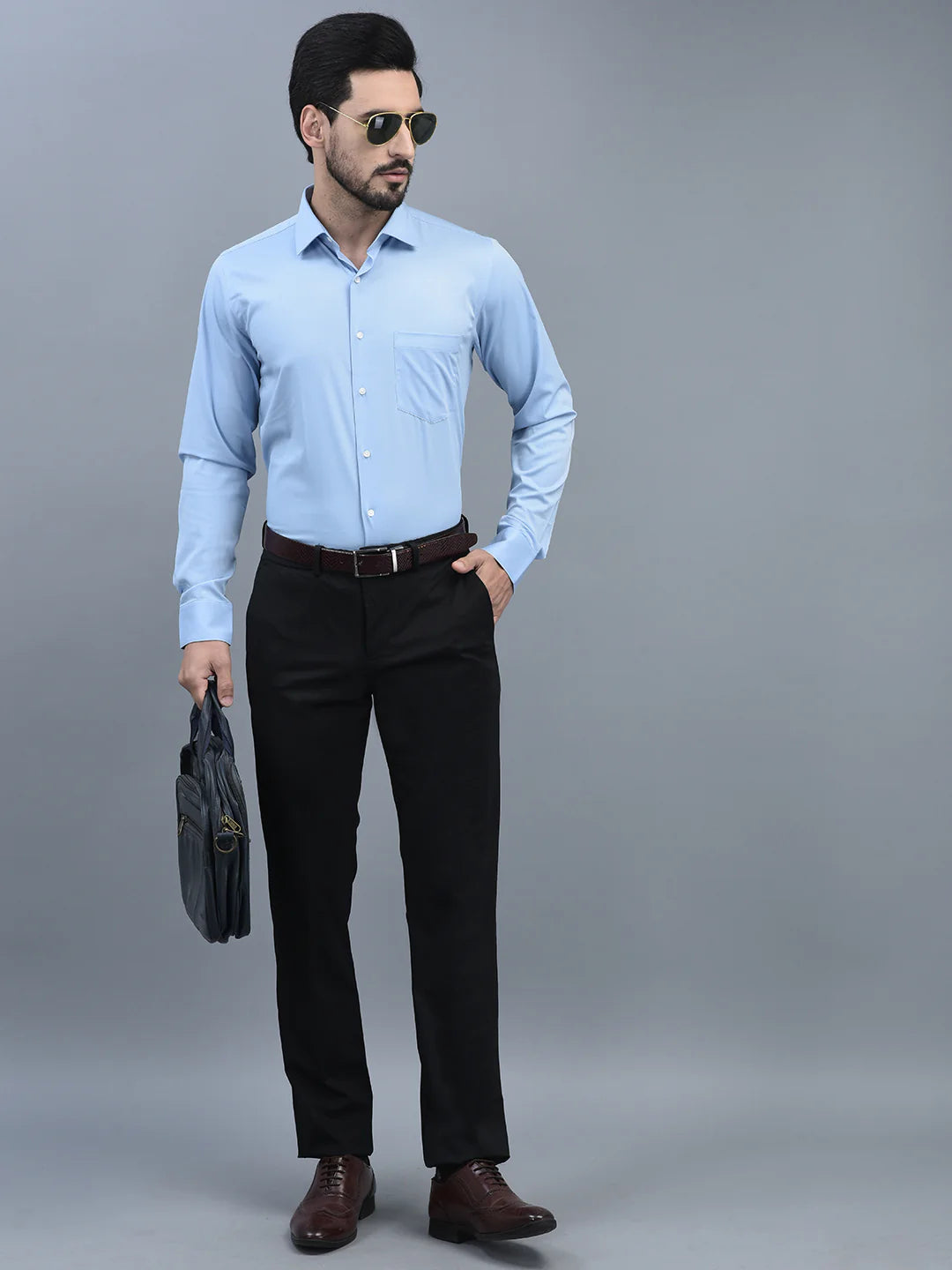 Men Regular Length Solid Pattern Smart Fit Knitted Formal Trouser